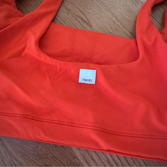 Vuori AllTheForm Leggings and Bra Set - Picture 9 of 9